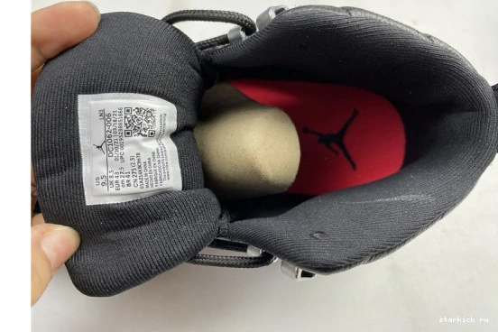Utility 12 DC1062-006 DC1062-006 Black Jordan Air 0712